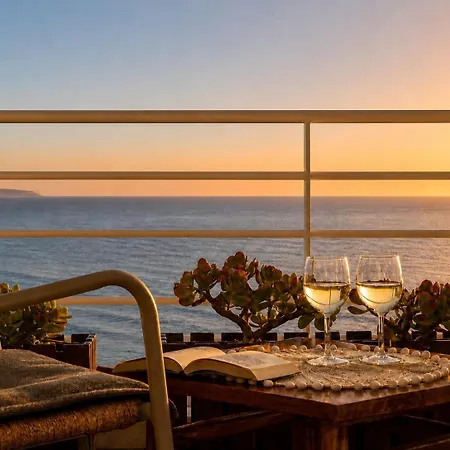 Exclusive Front-line Moments - Sea View Balcony, Private Garage, Wifi, Ac Lägenhet