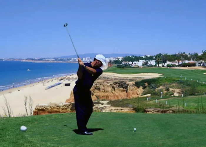 Apartment Elevated Beachfront 2br I 2ba - Sea View Balcony, Private Garage, Wifi, Ac Portimão