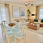 Exclusive Beachfront Moments - Sea View Balcony, Private Garage, Wifi, Ac بورتيماو