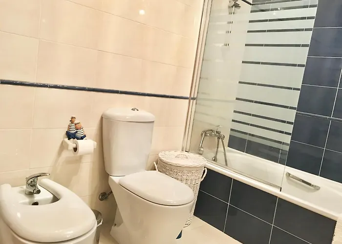 Elevated Beachfront 2br I 2ba - Sea View Balcony, Private Garage, Wifi, Ac Apartament