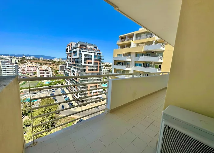 Elevated Beachfront 2br I 2ba - Sea View Balcony, Private Garage, Wifi, Ac Apartament