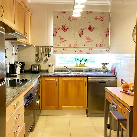 Exclusive Front-line Moments - Sea View Balcony, Private Garage, Wifi, Ac *