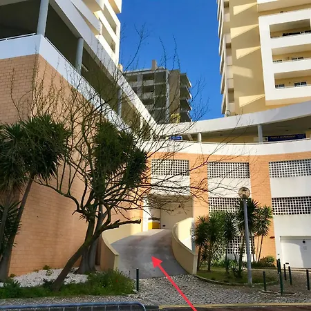 Exclusive Front-line Moments - Sea View Balcony, Private Garage, Wifi, Ac 포티마오