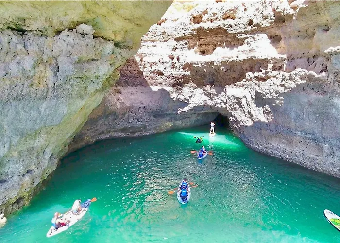 Elevated Beachfront 2br I 2ba - Sea View Balcony, Private Garage, Wifi, Ac *